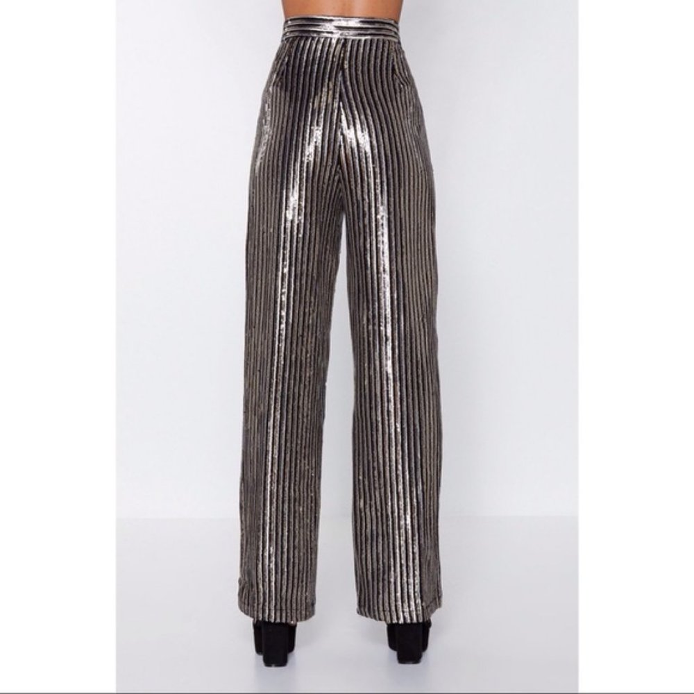 Nasty gal New whit out tags. Size 4